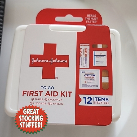 First Aid Kit J & J - Picture 1 of 3